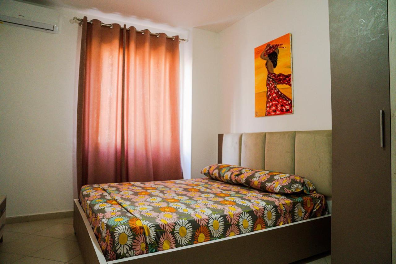 Apartament Casas Del Mar Durrës Exteriör bild