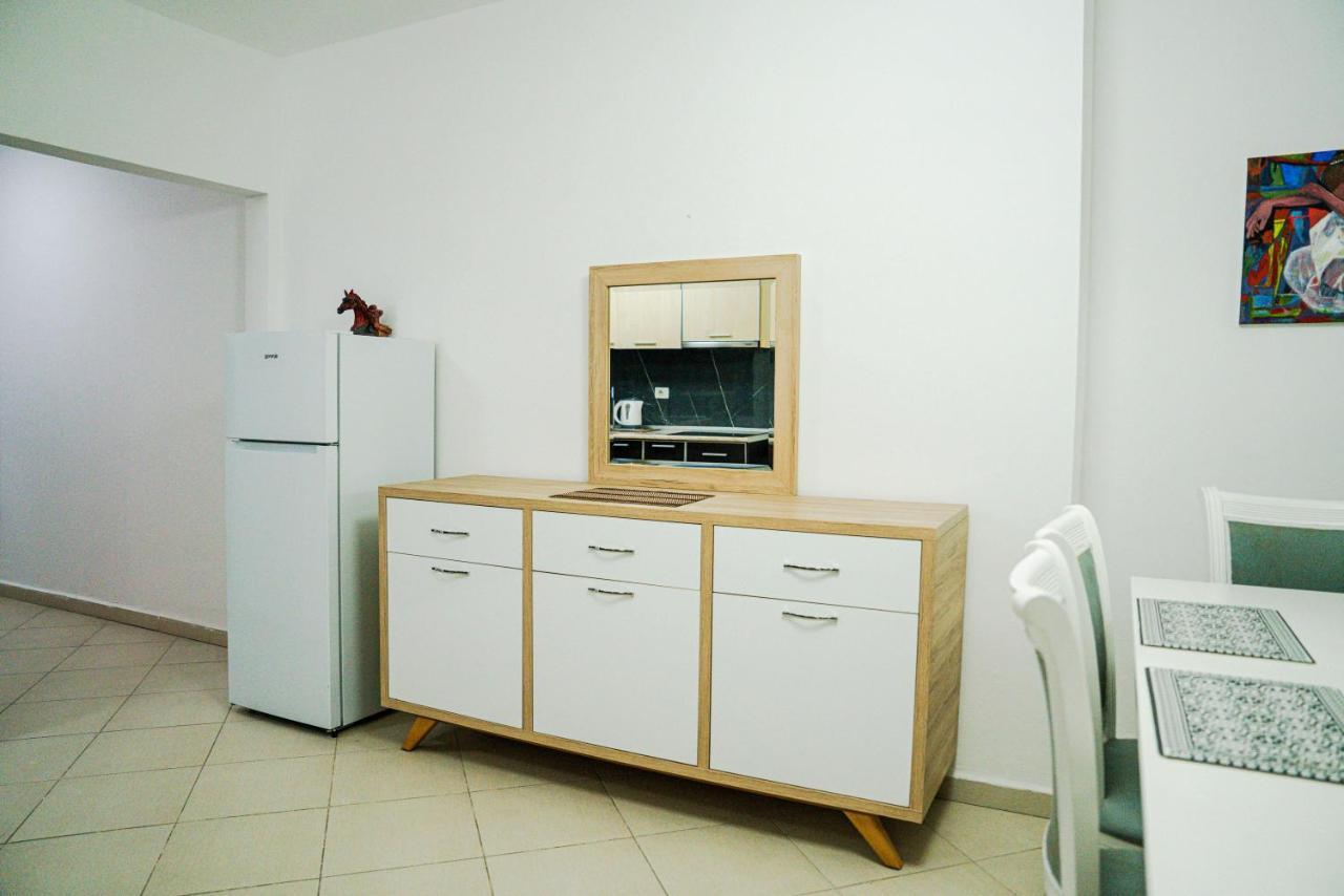 Apartament Casas Del Mar Durrës Exteriör bild